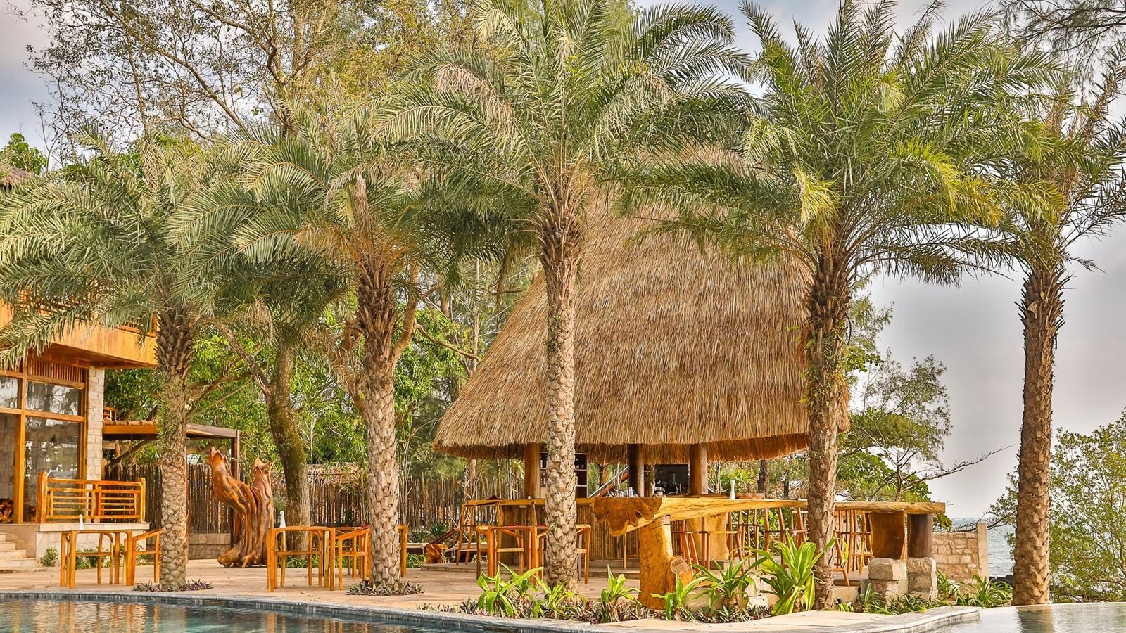 bars-casia-sunset-bar