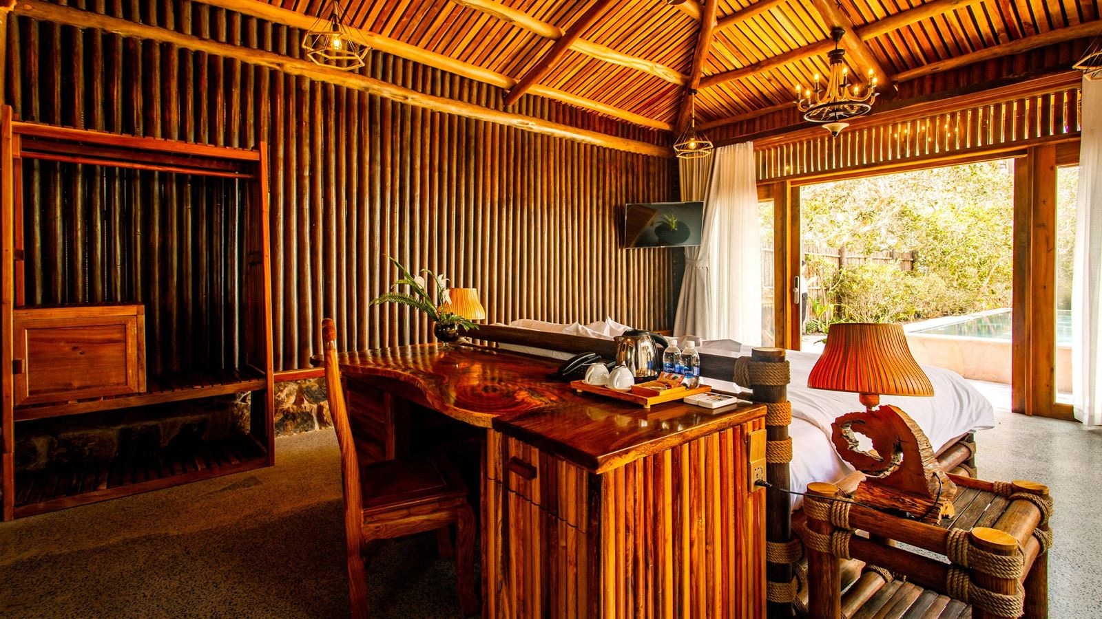 rooms-villa-ong-lang-bayfront-2bedroom