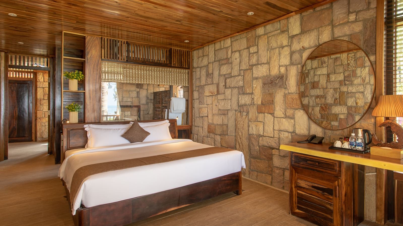 rooms-ocean-bay-beach-bungalow-child-without-extra-bed