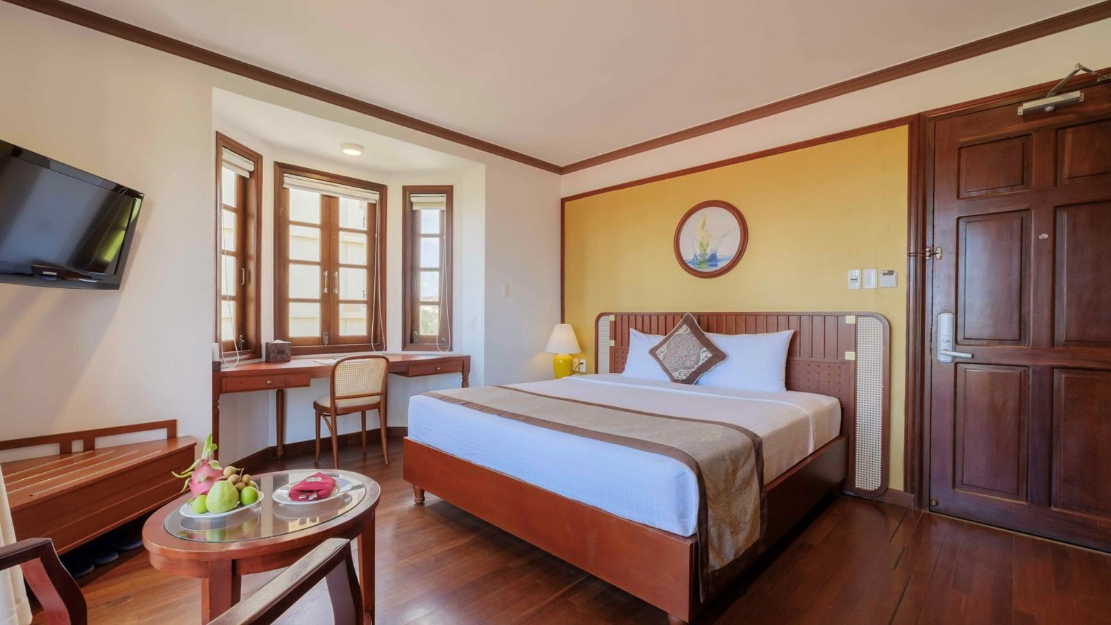 rooms-deluxe-cozy-balcony-child-without-extra-bed