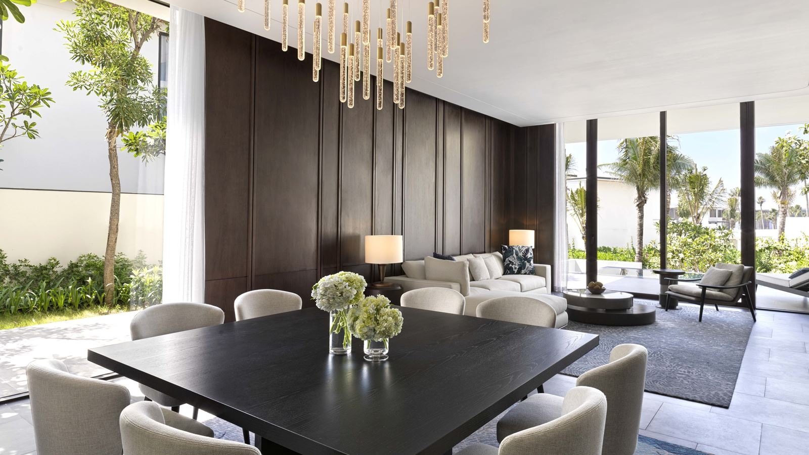 rooms-lush-villa-1-bedroom