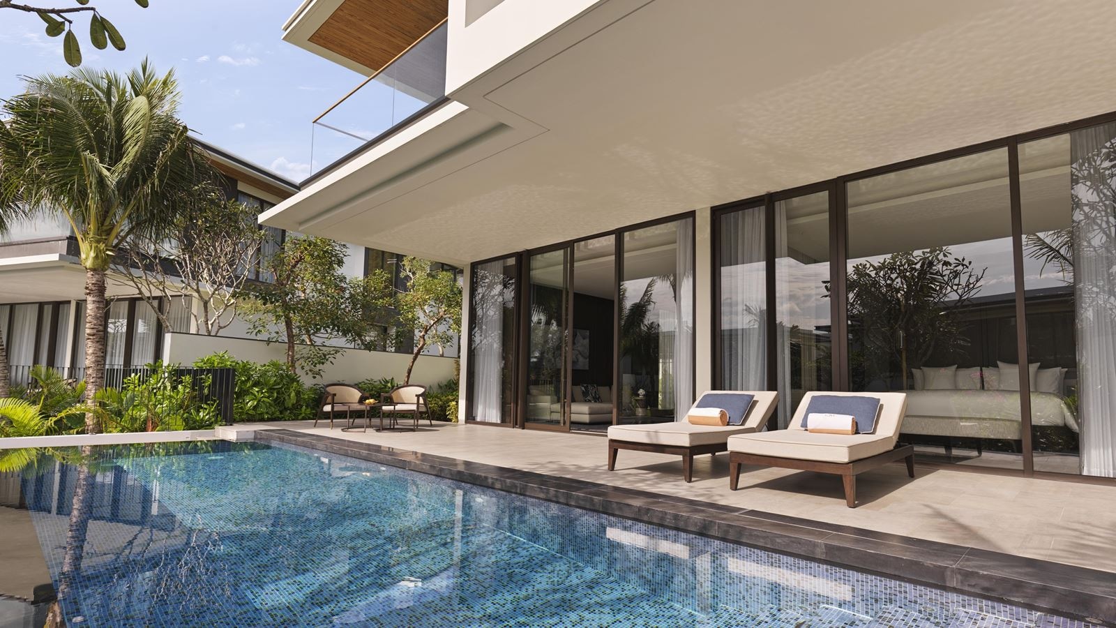 rooms-lush-villa-2-bedrooms