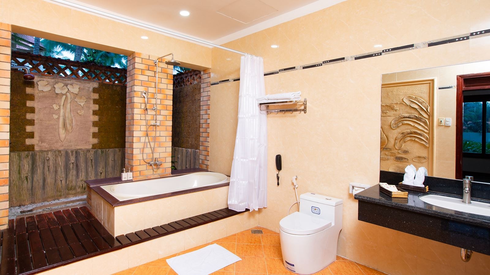 rooms-villa-family-beachfront