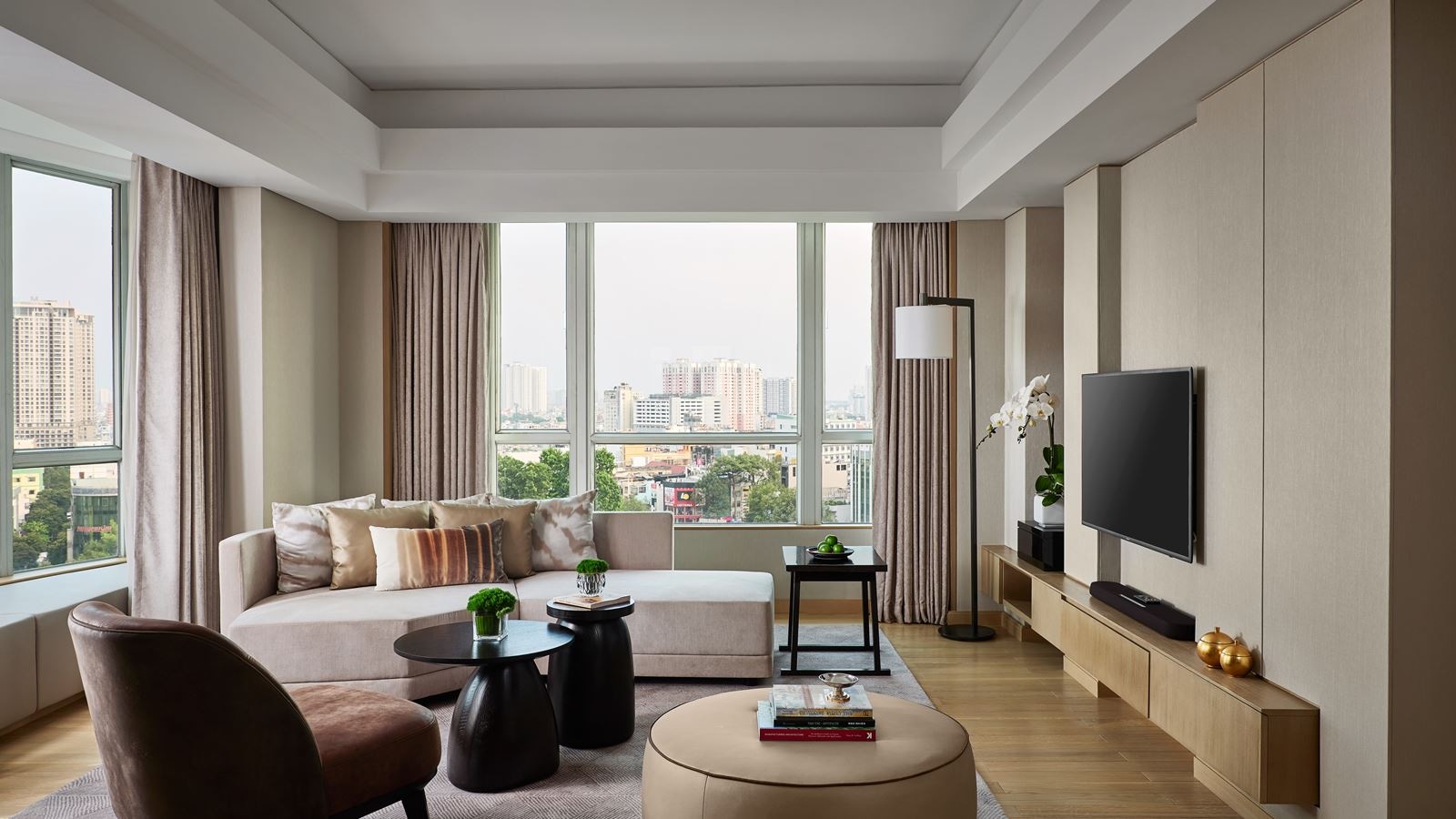 rooms-executive-suite-room