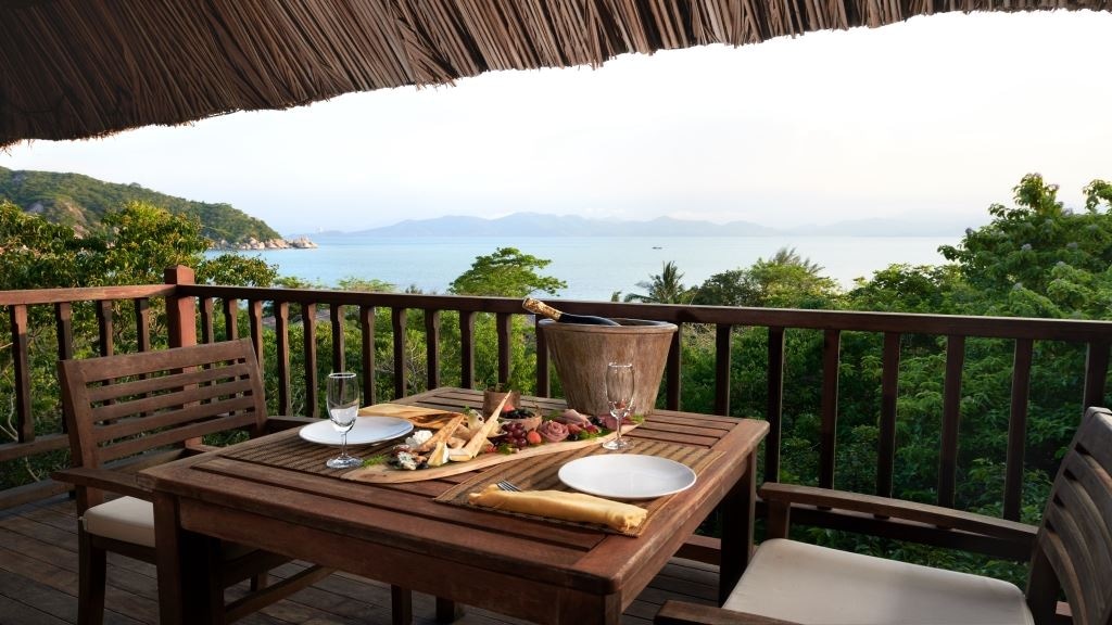 rooms-hill-rock-pool-villa