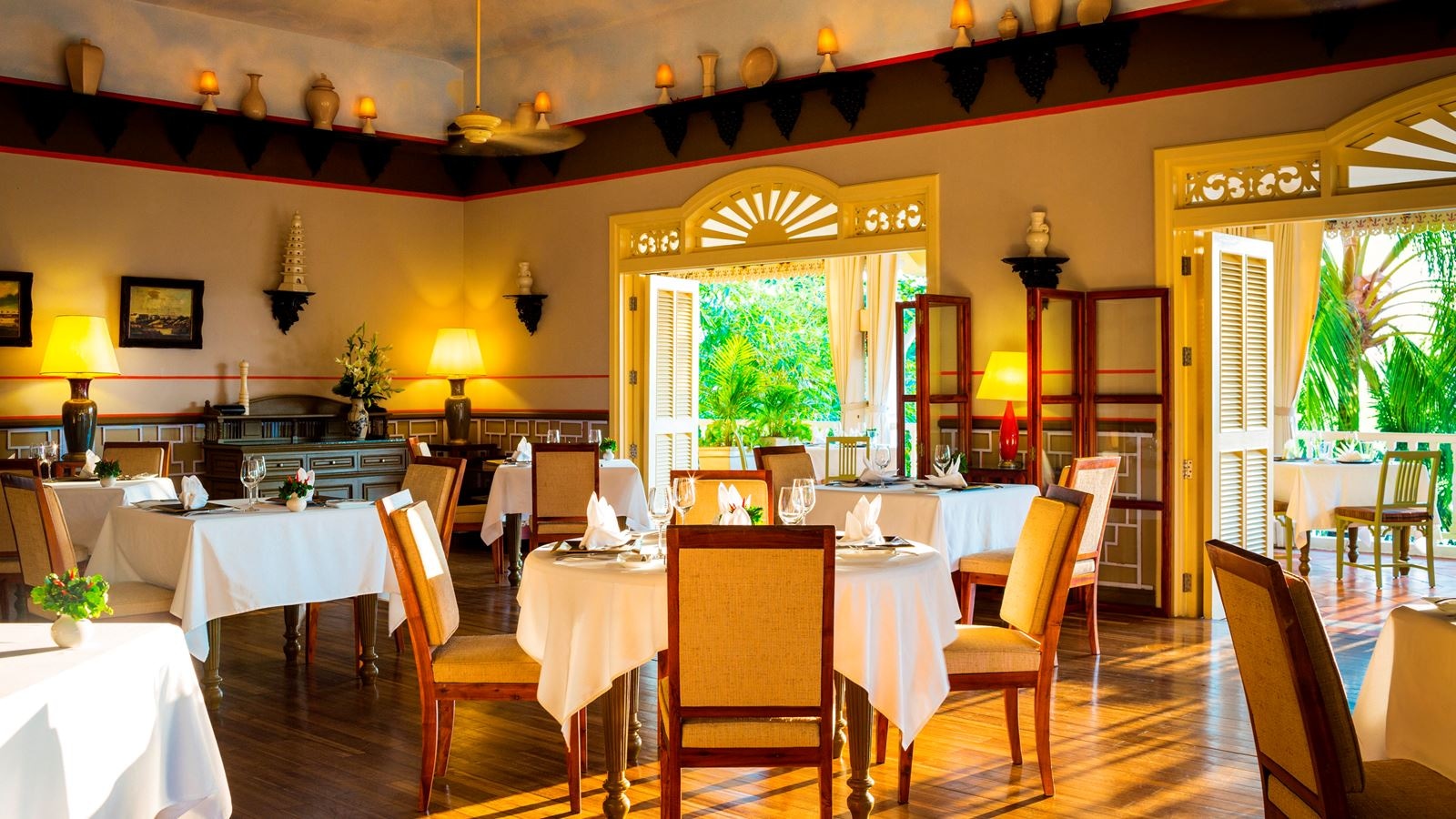 restaurants-the-pepper-tree