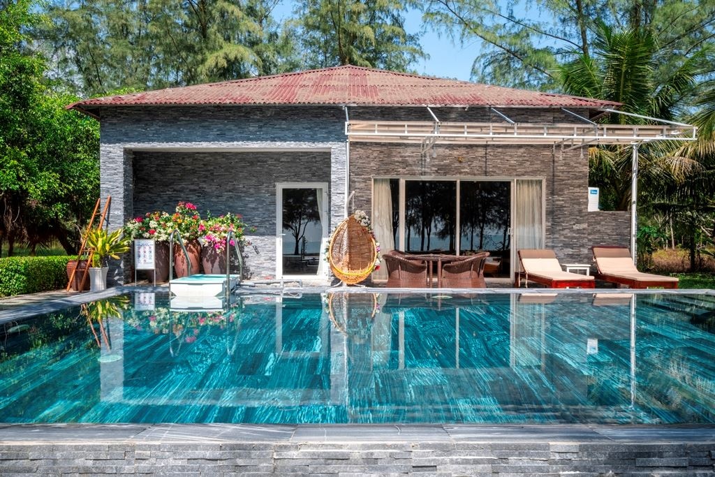 rooms-family-villa-with-private-pool