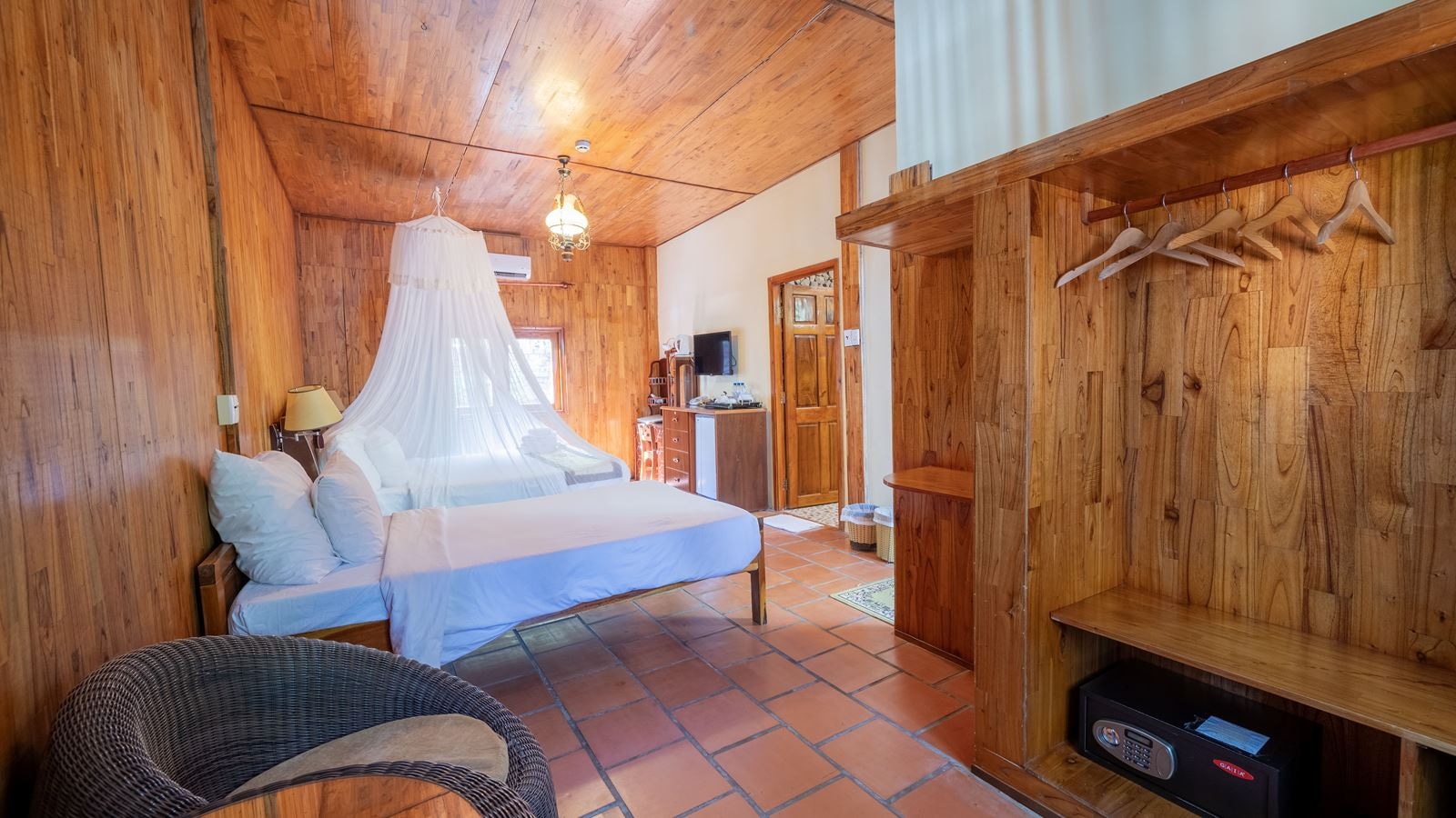 rooms-superior-twin-room-with-terrace