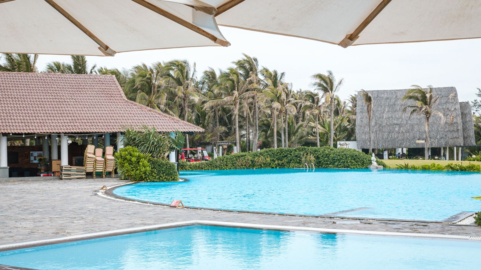 pools-outdoor-childrens-pool