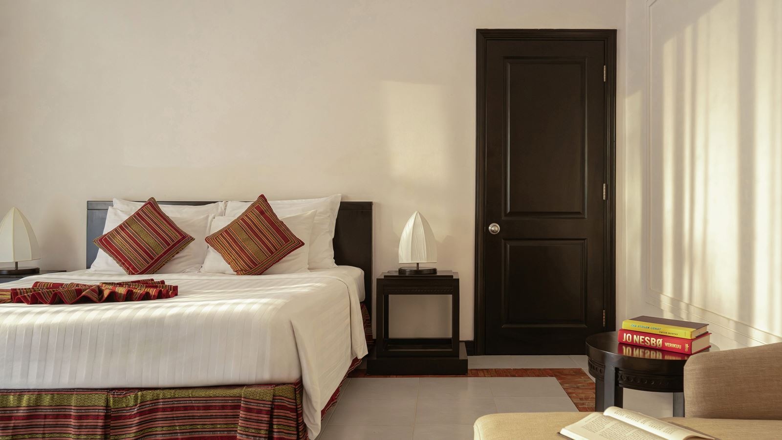 rooms-superior-garden-view-balcony