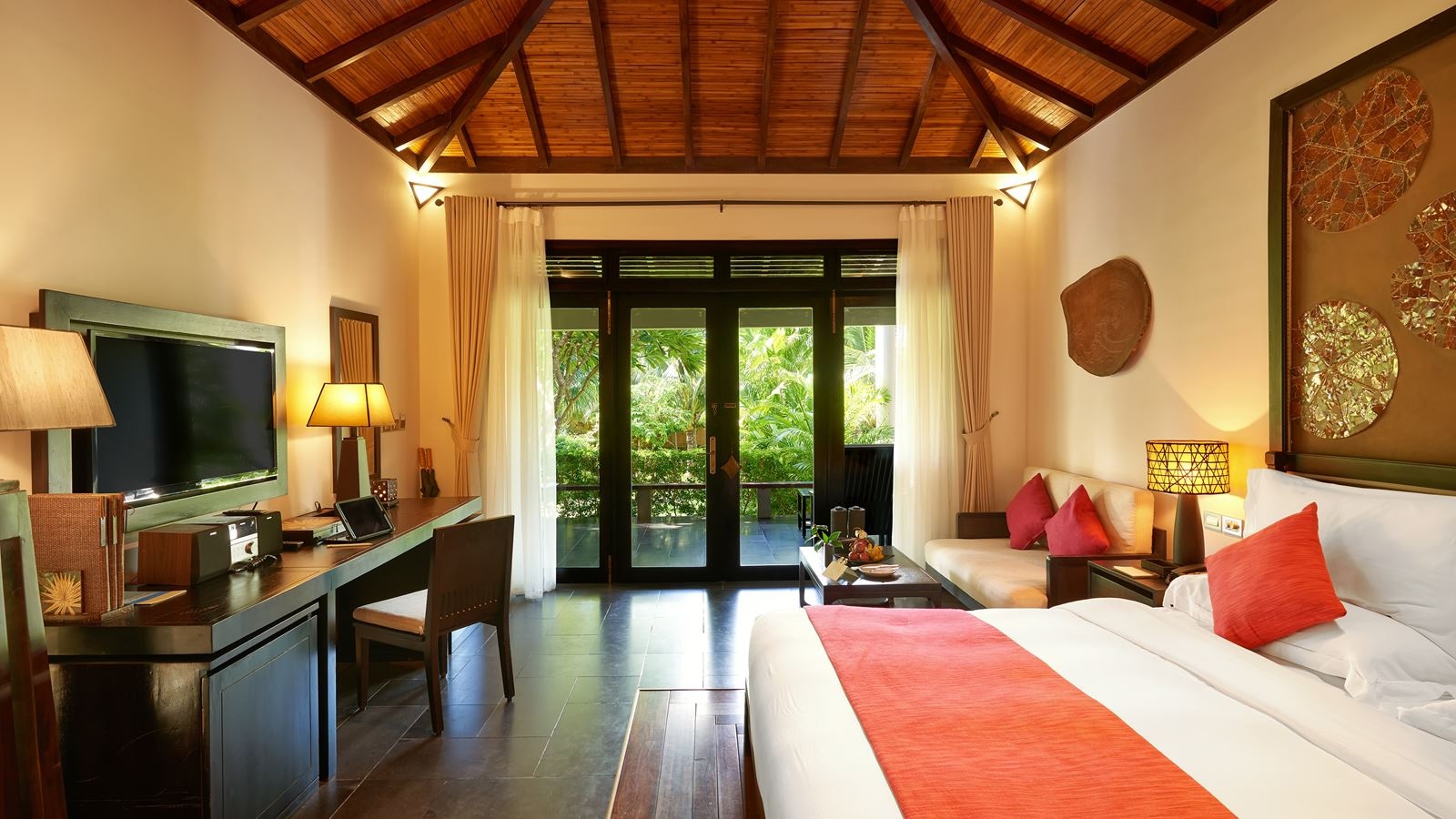 rooms-premier-deluxe-villa-gardenview