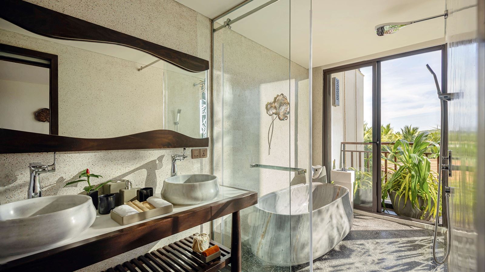 rooms-deluxe-garden-view-with-children-themed-room