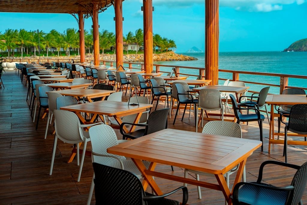 restaurants-restaurants