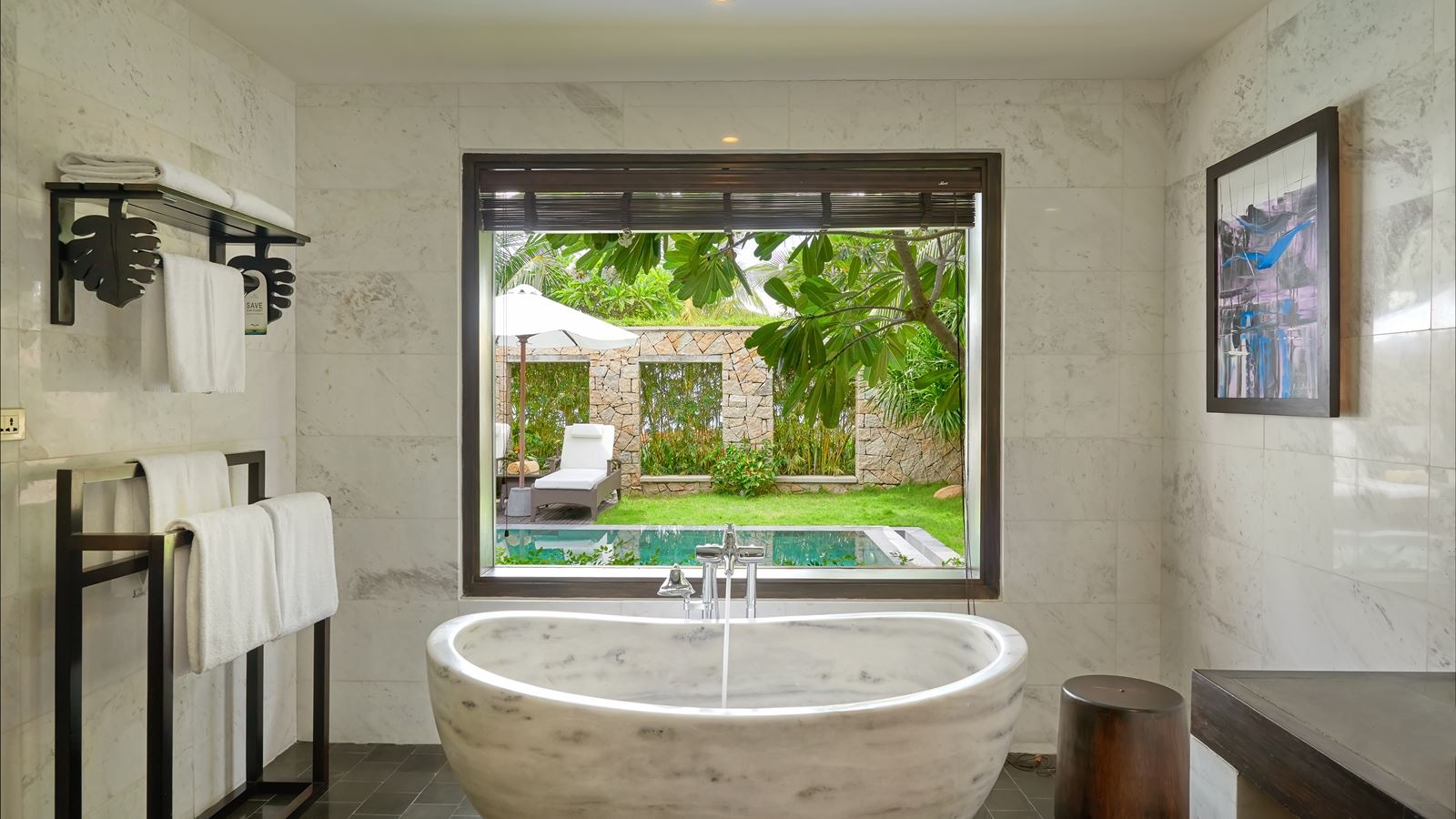 rooms-pool-villa-3bedroom-ocean-view