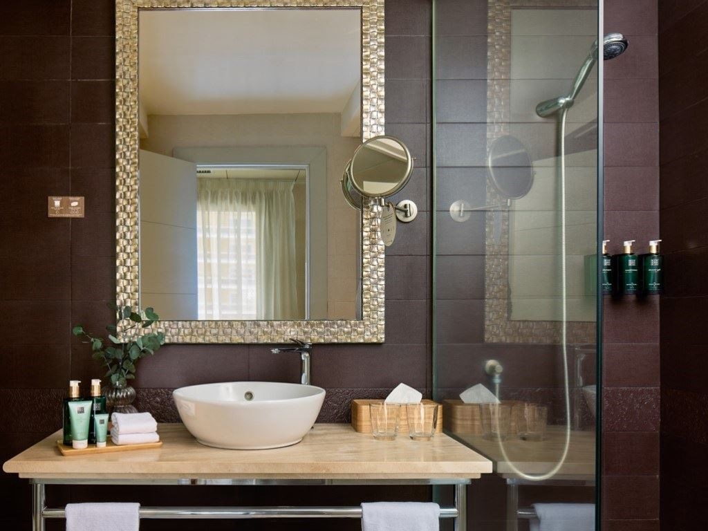 rooms-the-level-junior-suite-sea-view-balcony-or-terrace