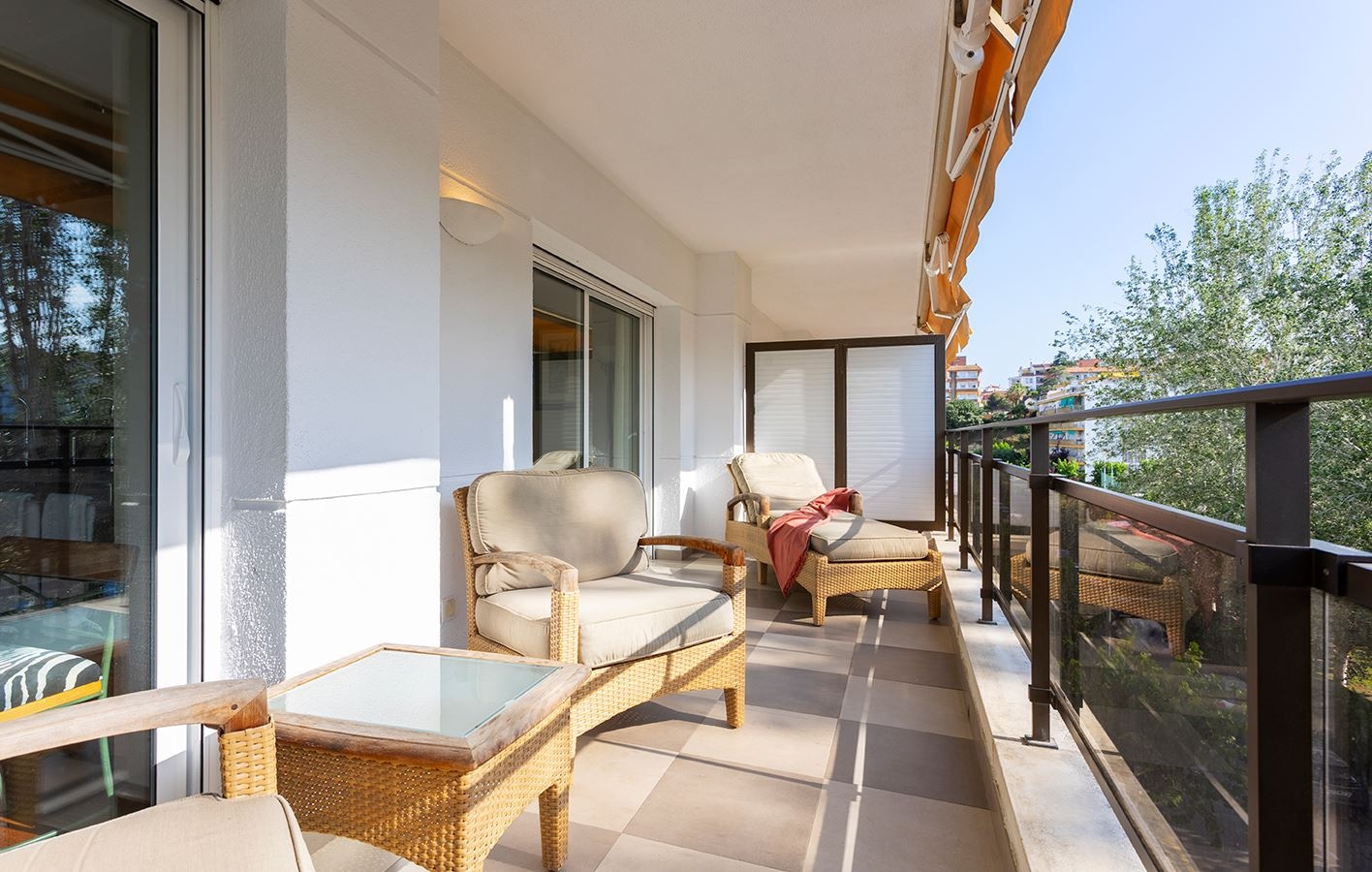 rooms-suite-with-terrace