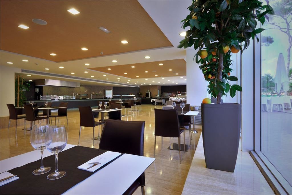 restaurants-main-restaurant