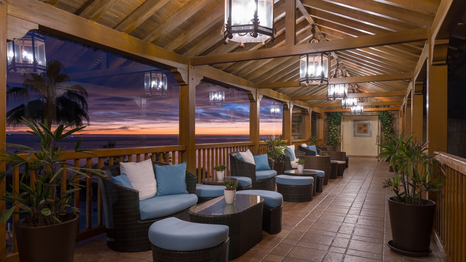 restaurants-lobby-bar