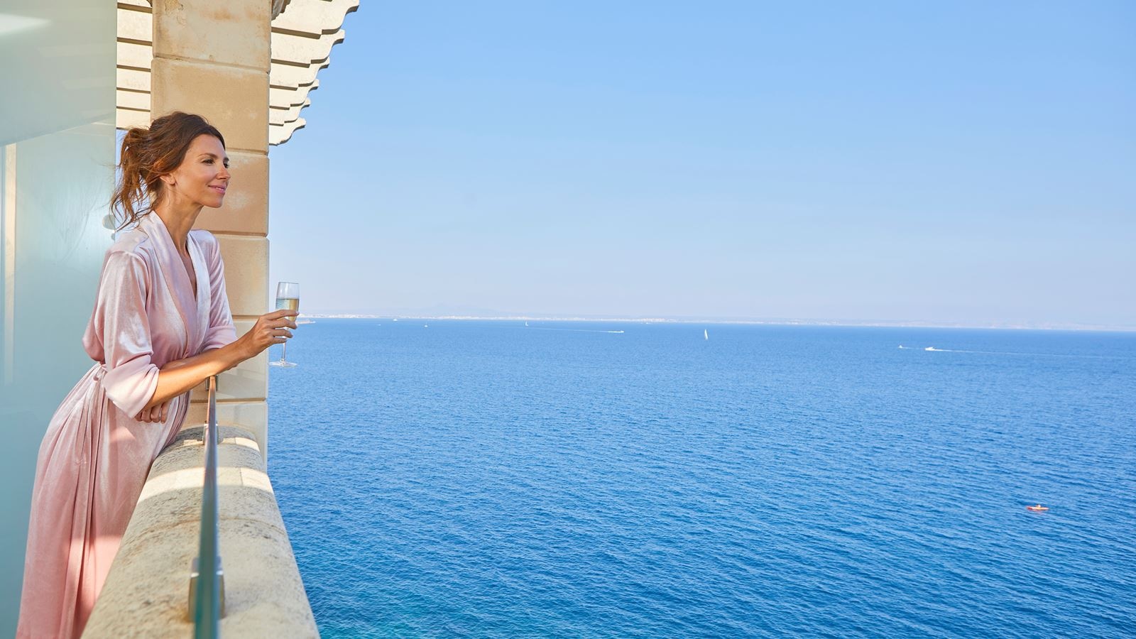 rooms-superior-room-ocean-front-with-terrace