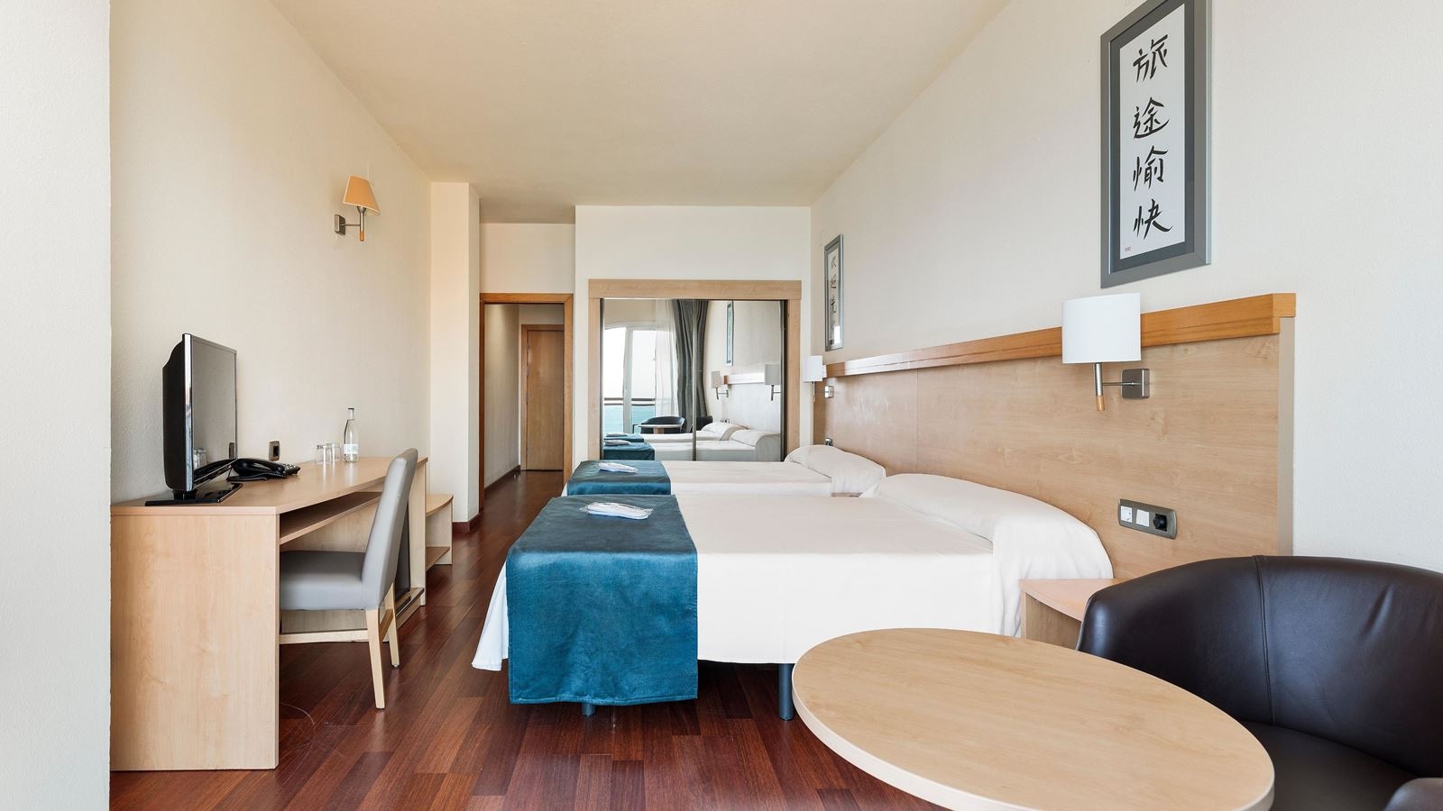 rooms-single-with-chld-balcony-or-terrace