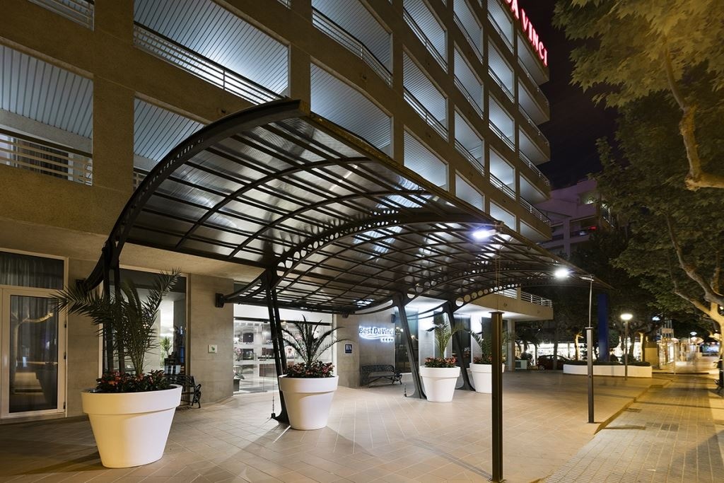 general-main-building