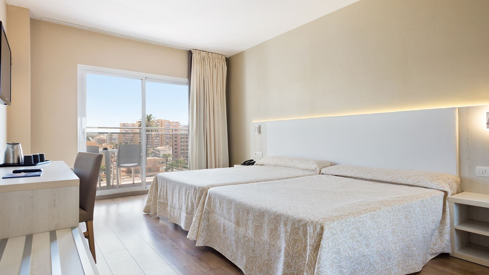 rooms-room-premium-seaview-balcony-or-terrace