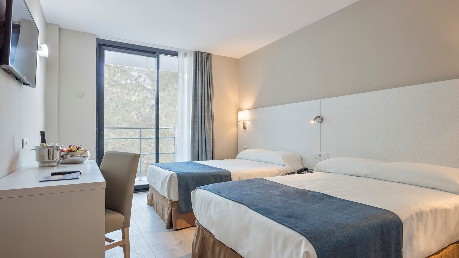 rooms-double-single-use