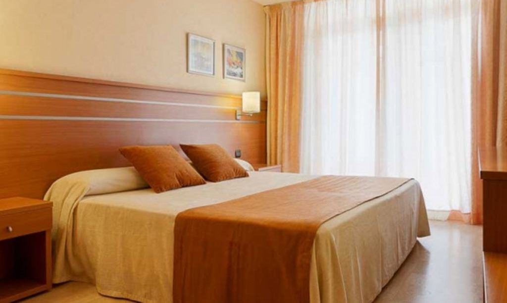 rooms-single-balcony-or-terrace