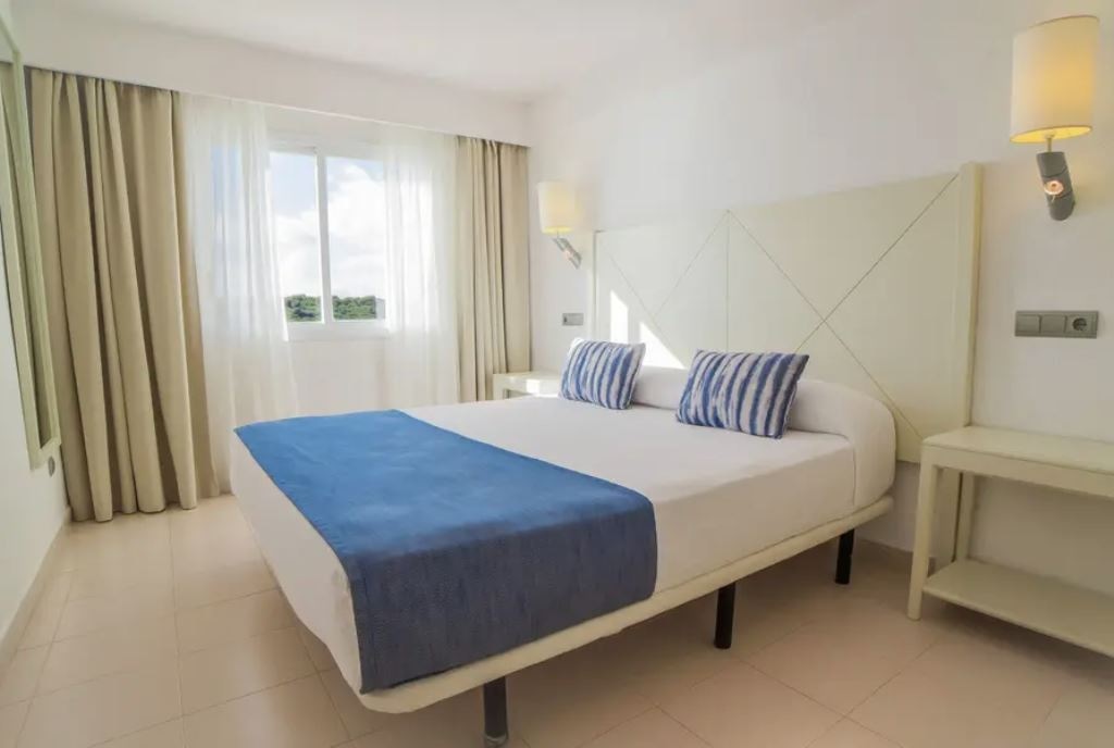 rooms-apartment-sea-view