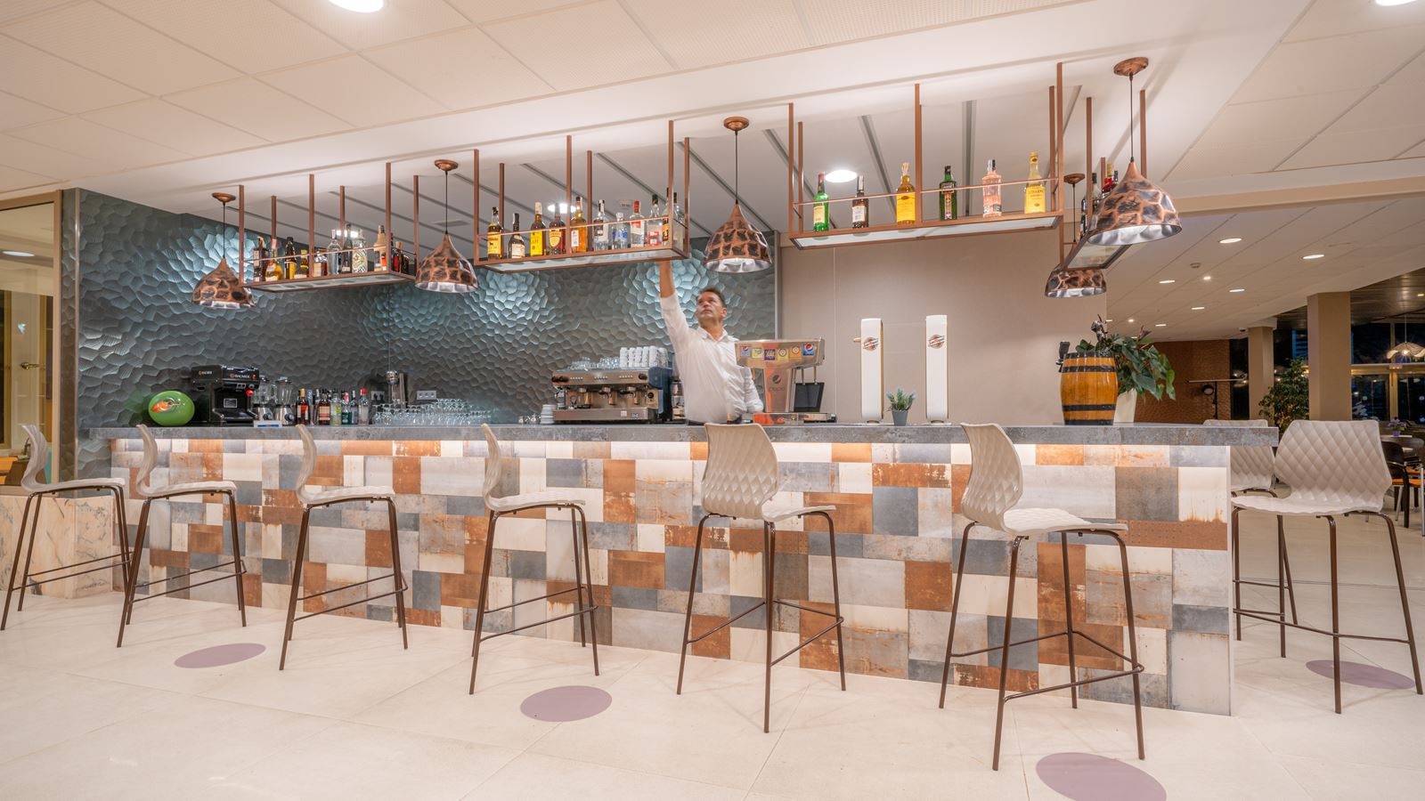 restaurants-aqua-marina