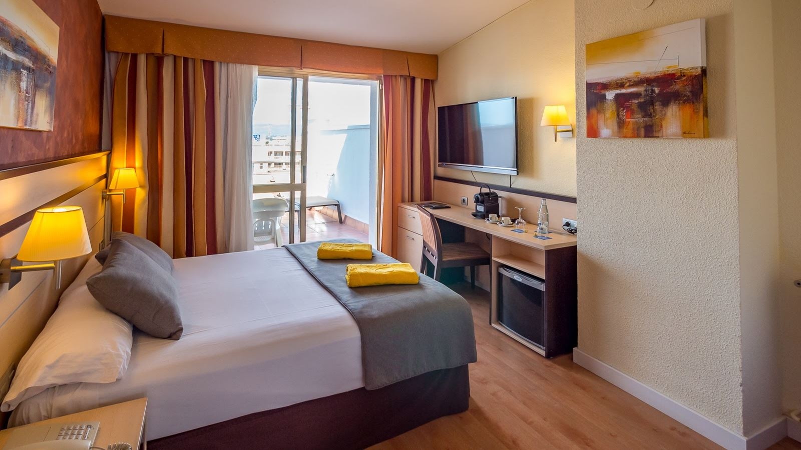 rooms-privilege-rooftop-room