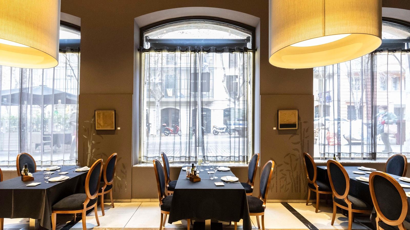 restaurants-restaurants