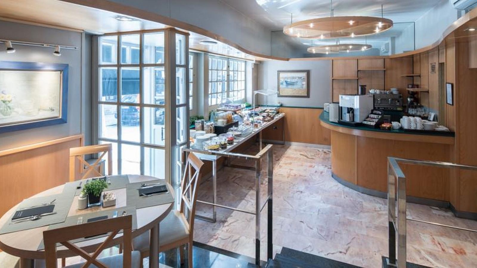 restaurants-restaurants