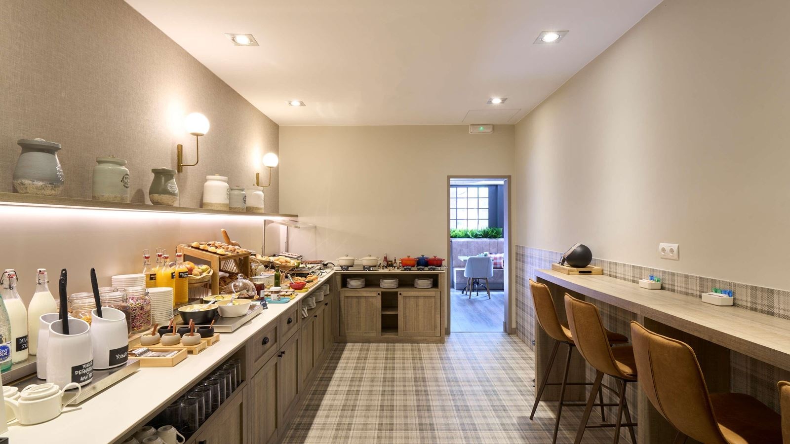 restaurants-restaurants