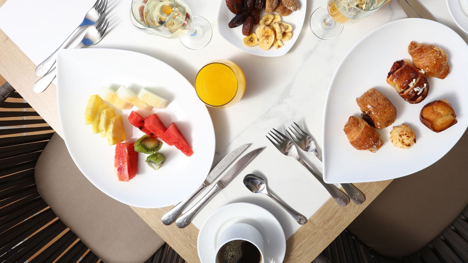 restaurants-restaurants