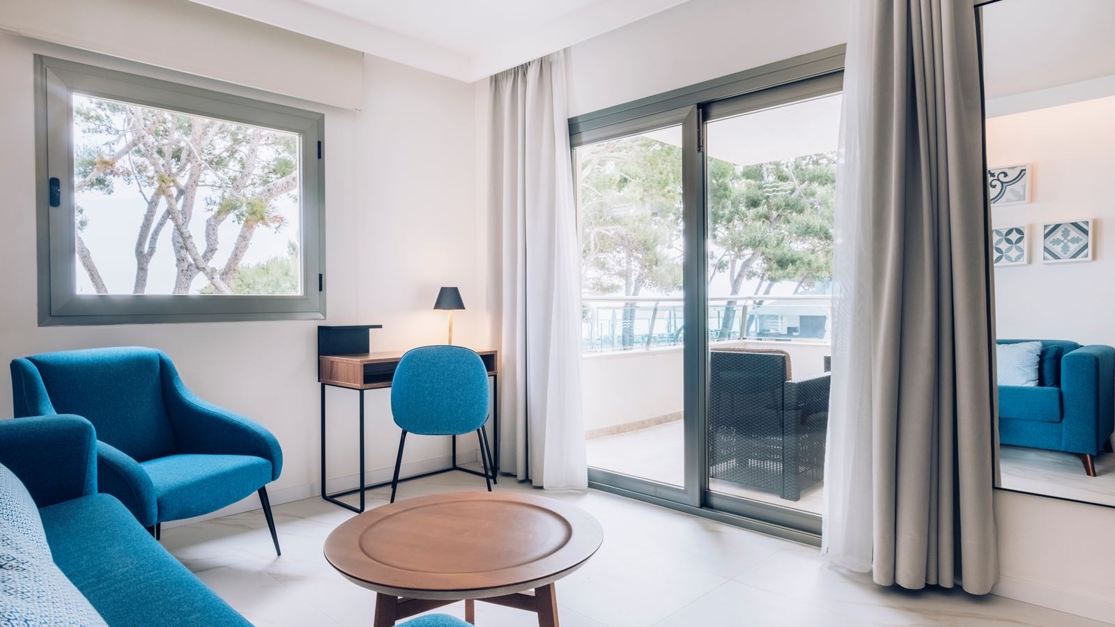 rooms-family-suite-sea-view