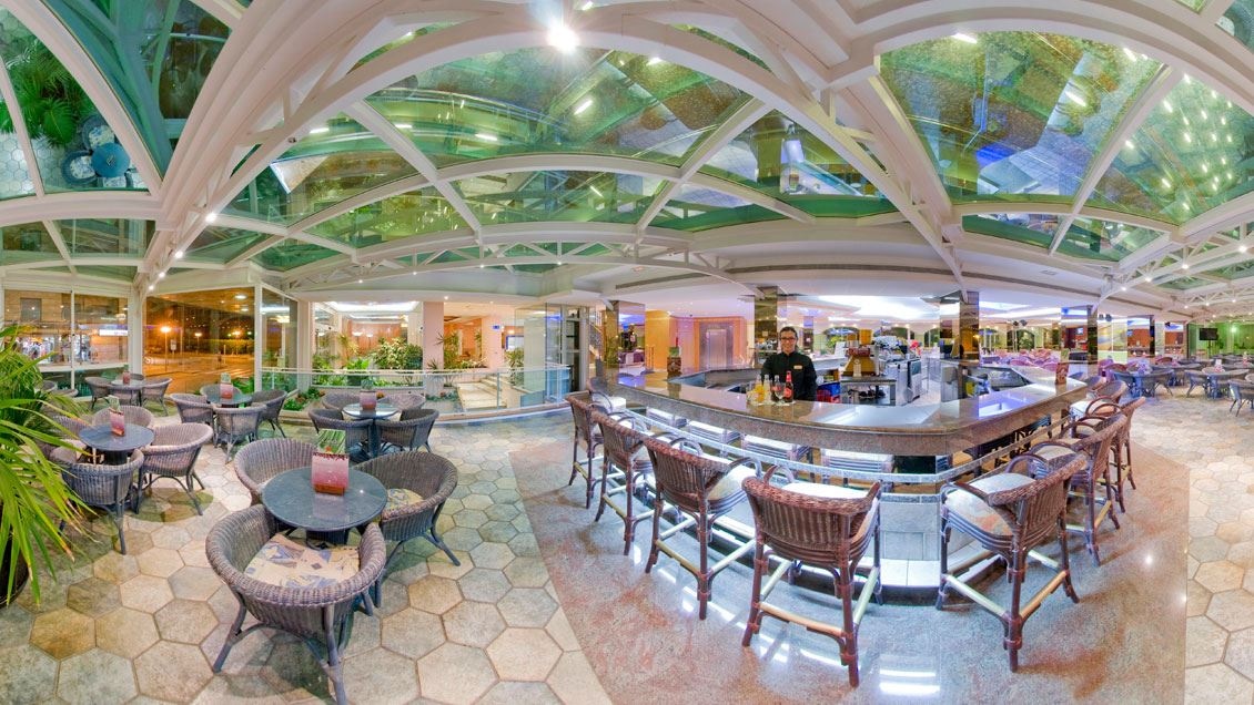 restaurants-restaurant