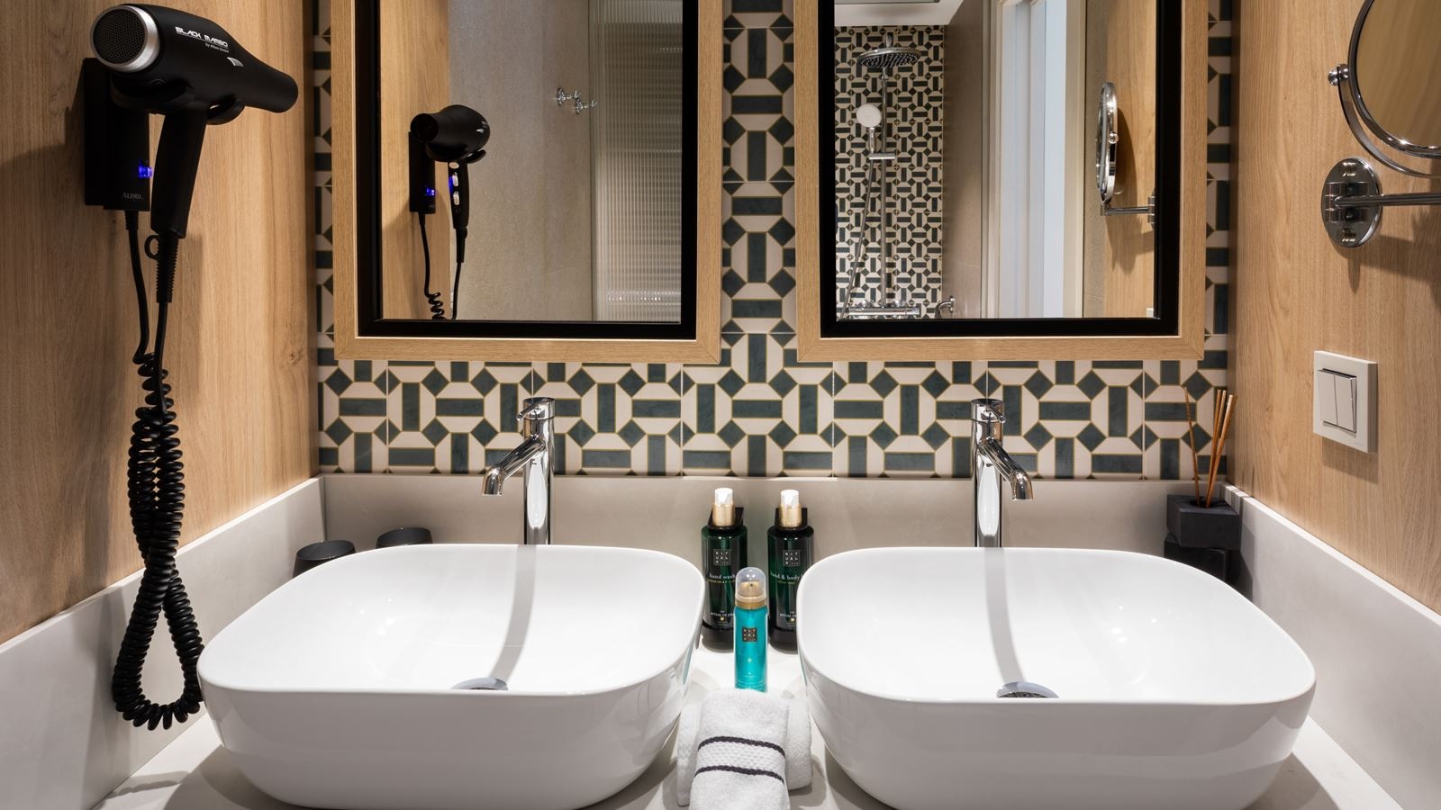 rooms-executive-junior-suite