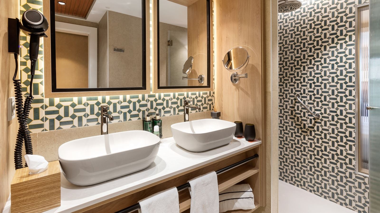 rooms-double-the-level-sea-view-balcony-or-terrace