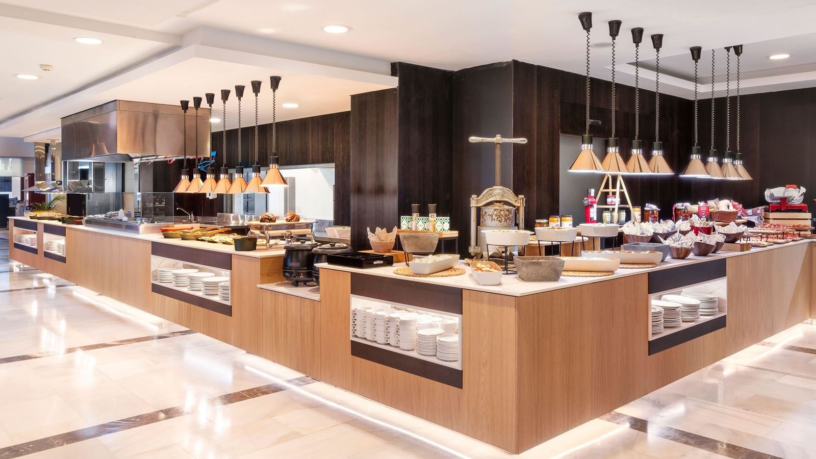 restaurants-main-restaurant