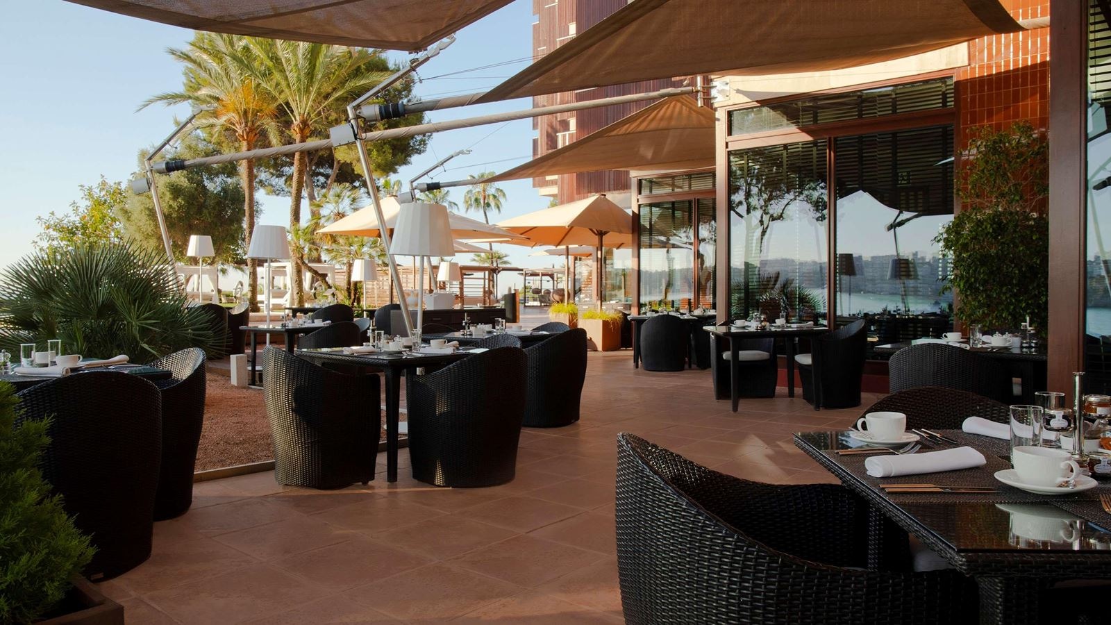 restaurants-restaurants