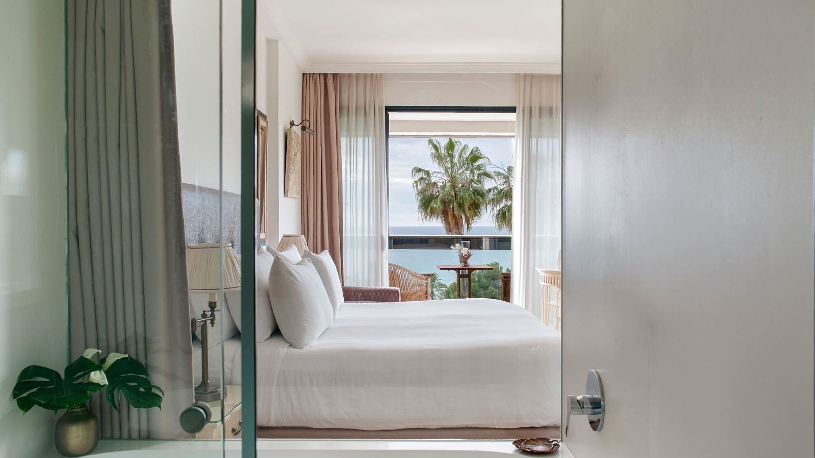 rooms-double-premium-sea-view-balcony-or-terrace