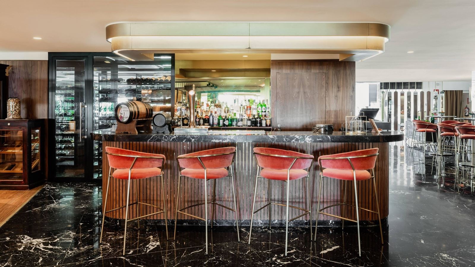 bars-erre--urrechu-restaurant-grillwine-bar