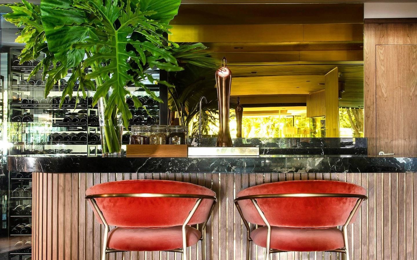 bars-erre--urrechu-restaurant-grillwine-bar