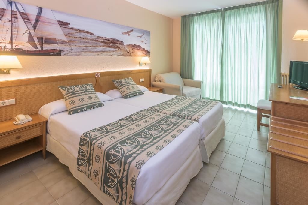 rooms-single-with-child