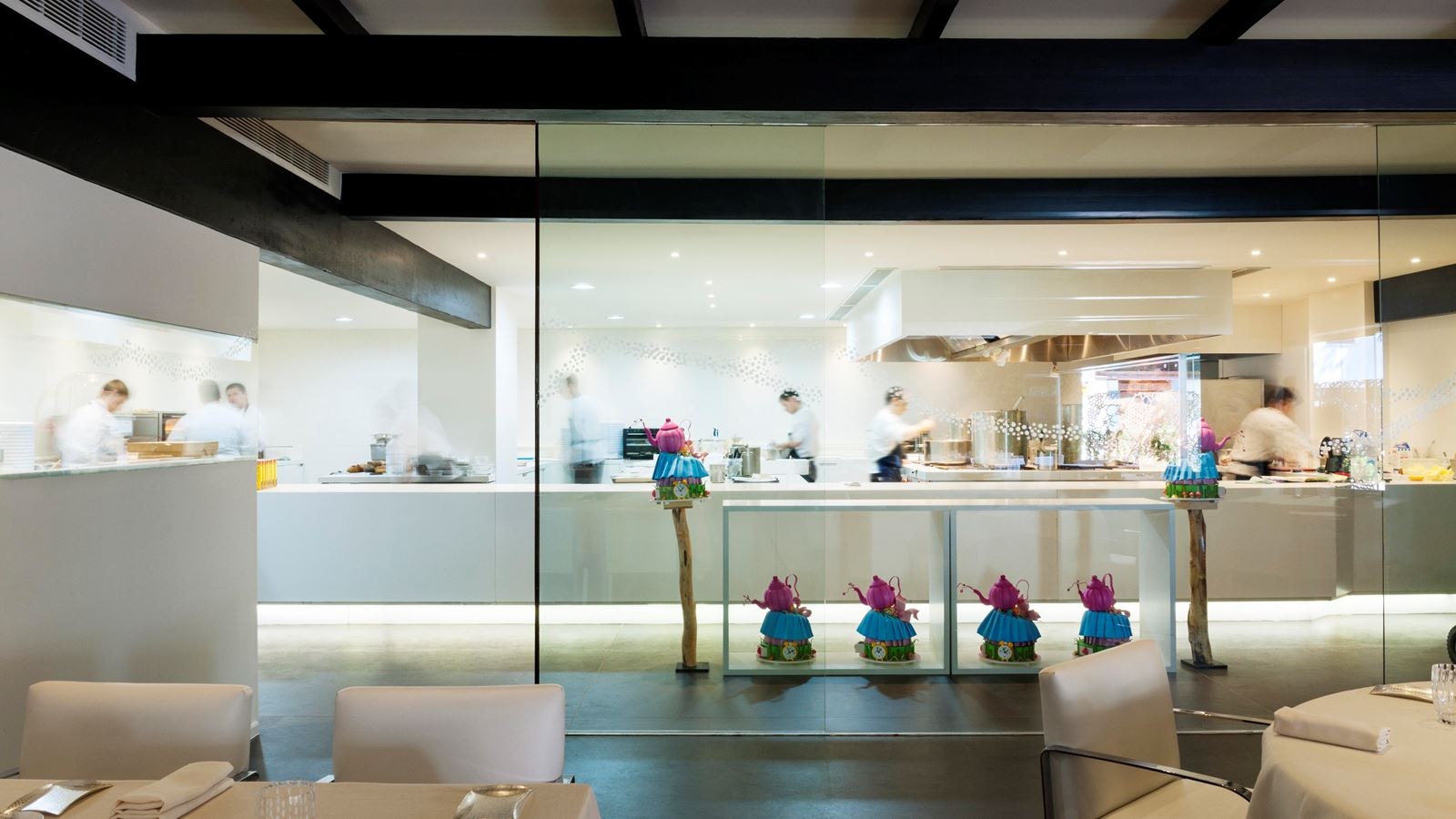 restaurants-restaurants