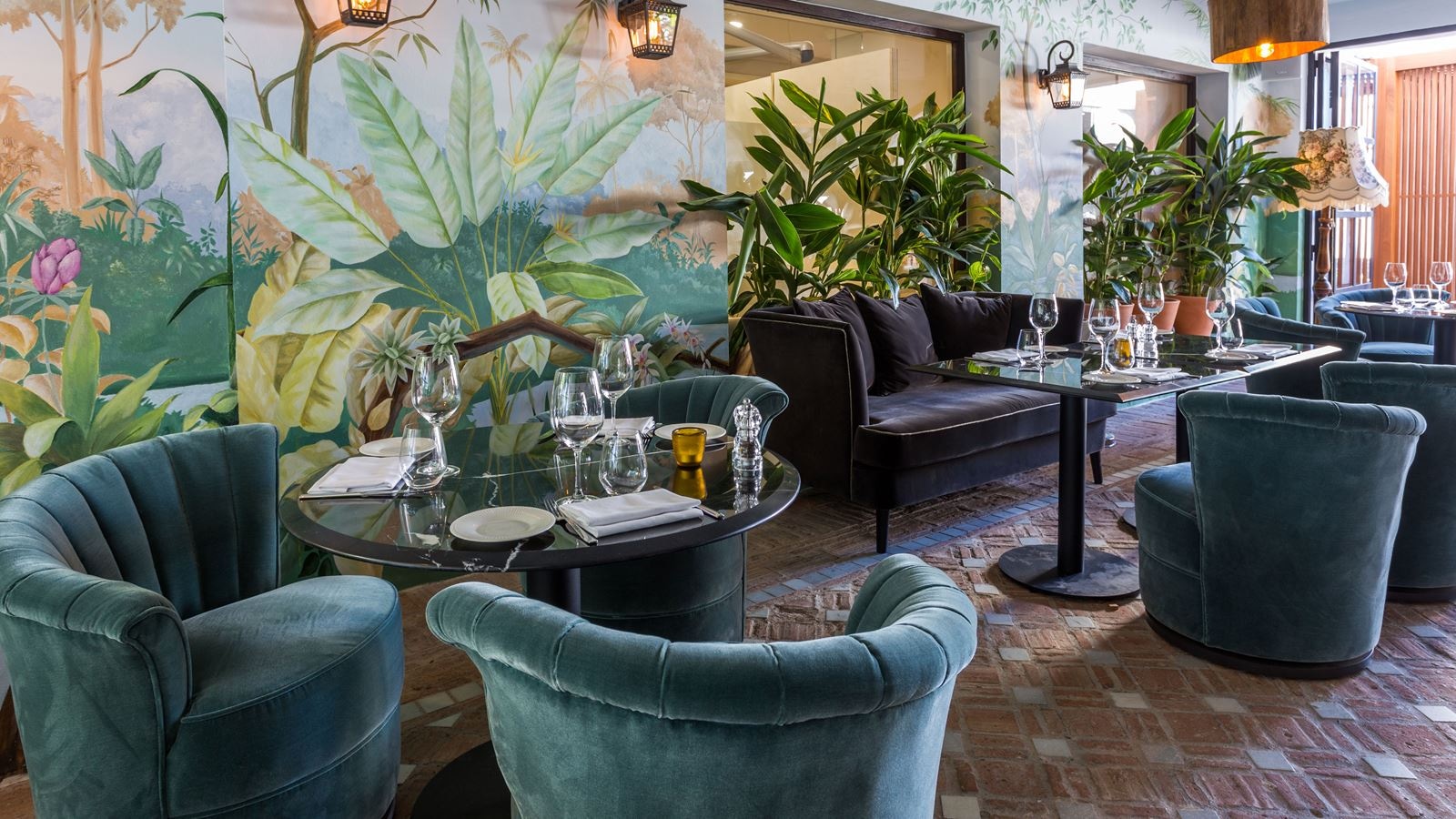 restaurants-restaurants