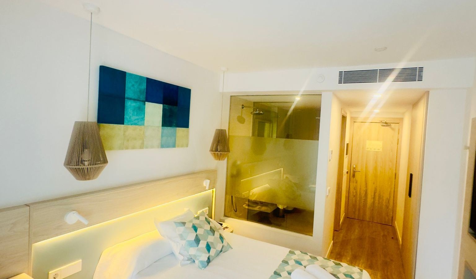 rooms-individual-with-balcony