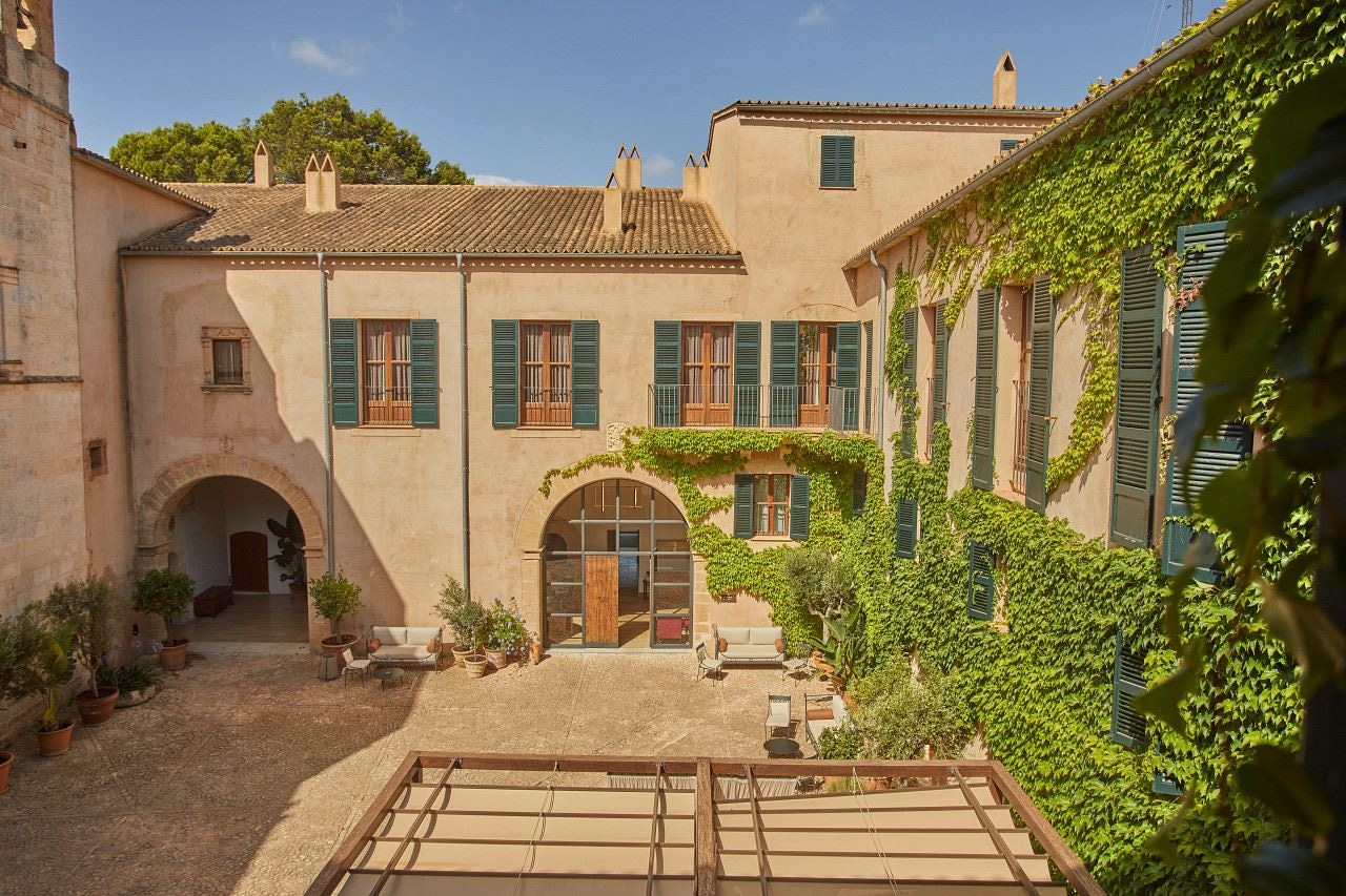 general-main-building