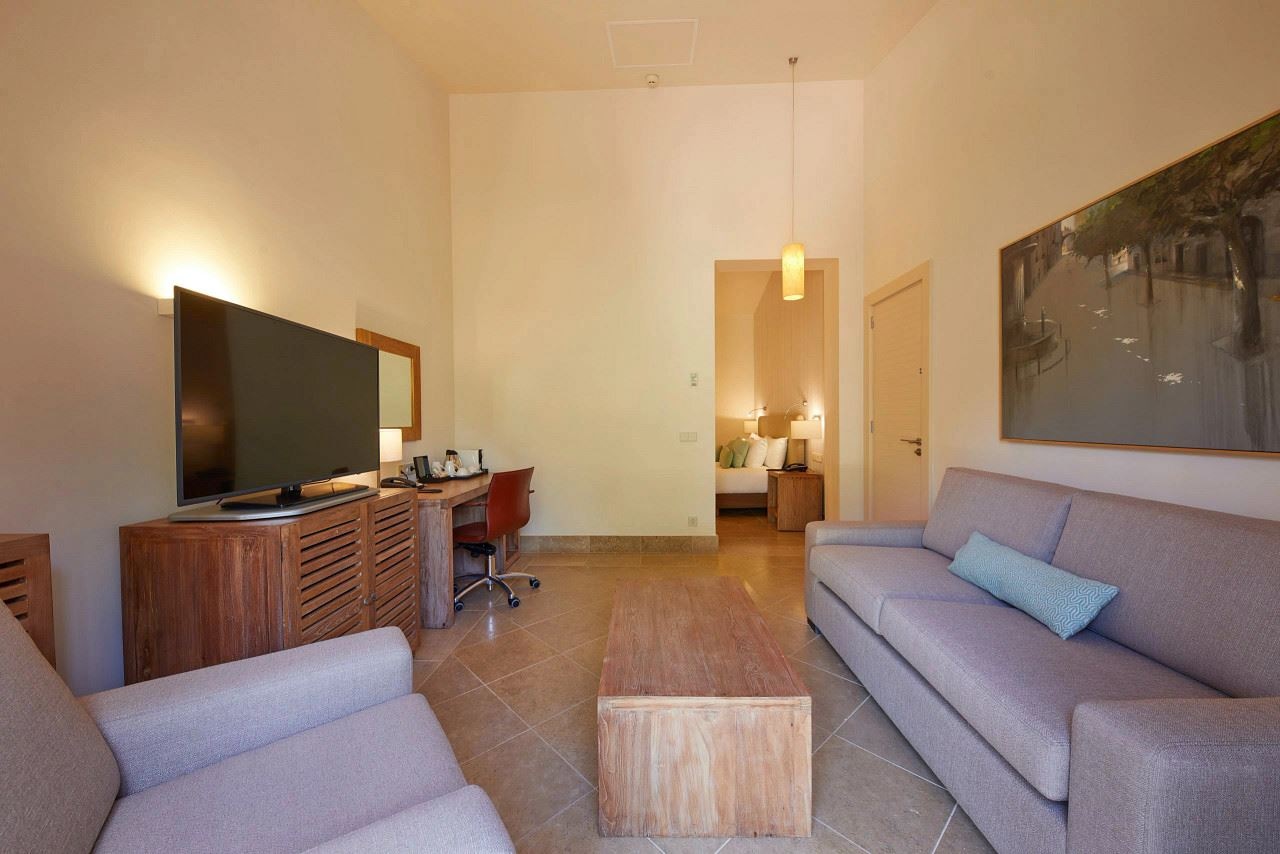 rooms-ponent-junior-suite-with-terrace